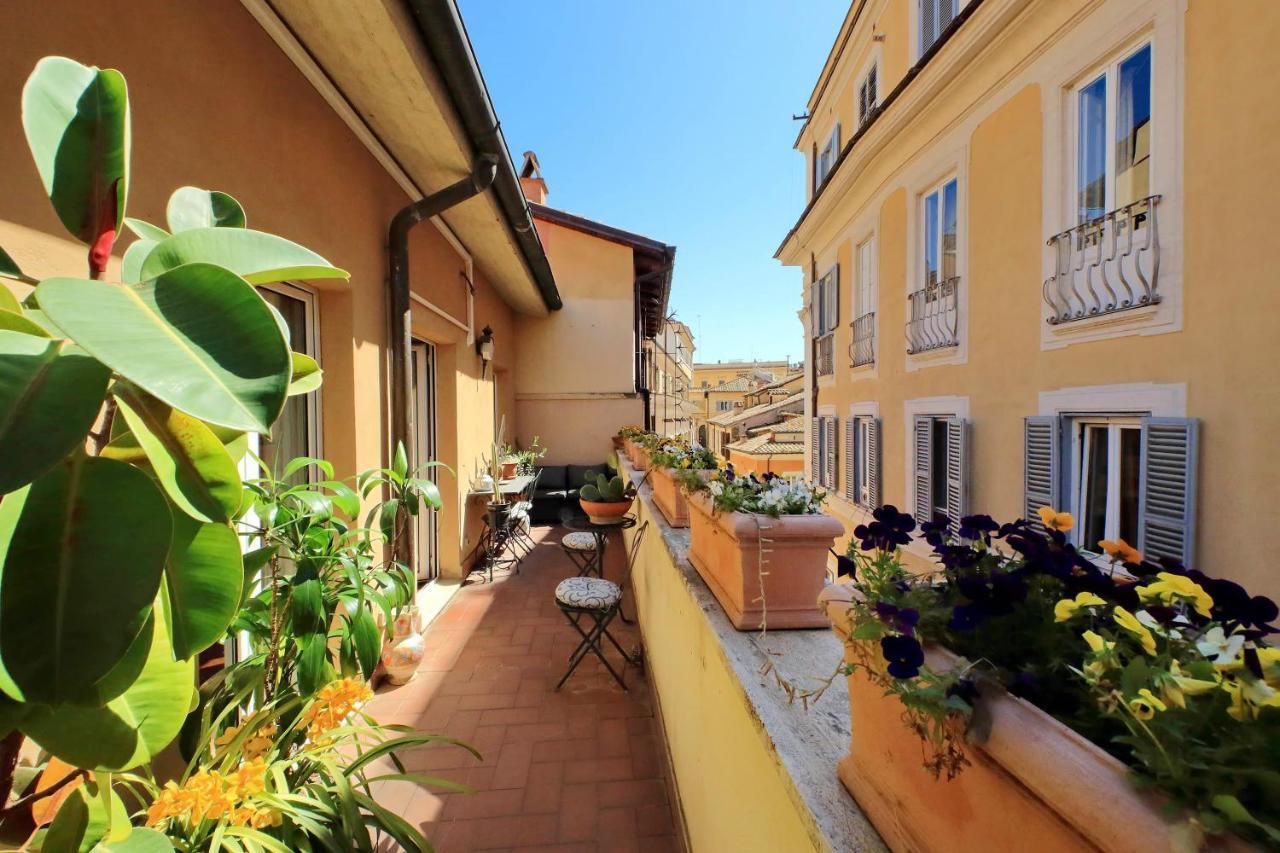 רומא 4Bnb - Luxury Trevi Apartment W Terrace מראה חיצוני תמונה
