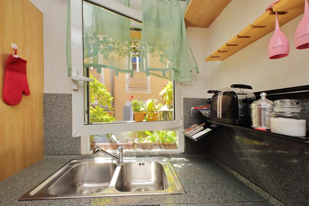 רומא 4Bnb - Luxury Trevi Apartment W Terrace מראה חיצוני תמונה