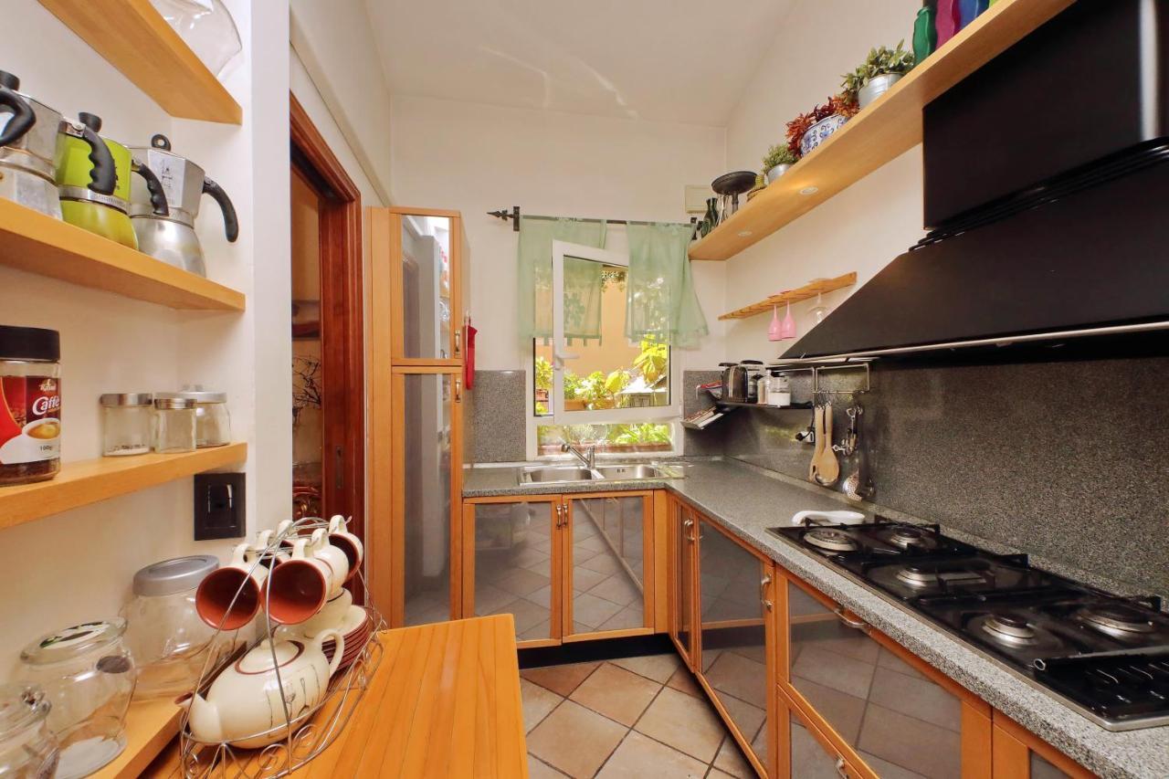 רומא 4Bnb - Luxury Trevi Apartment W Terrace מראה חיצוני תמונה