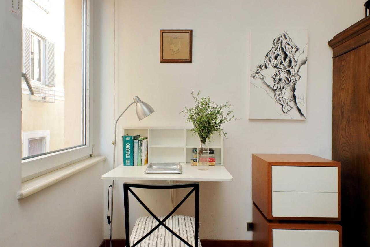 רומא 4Bnb - Luxury Trevi Apartment W Terrace מראה חיצוני תמונה